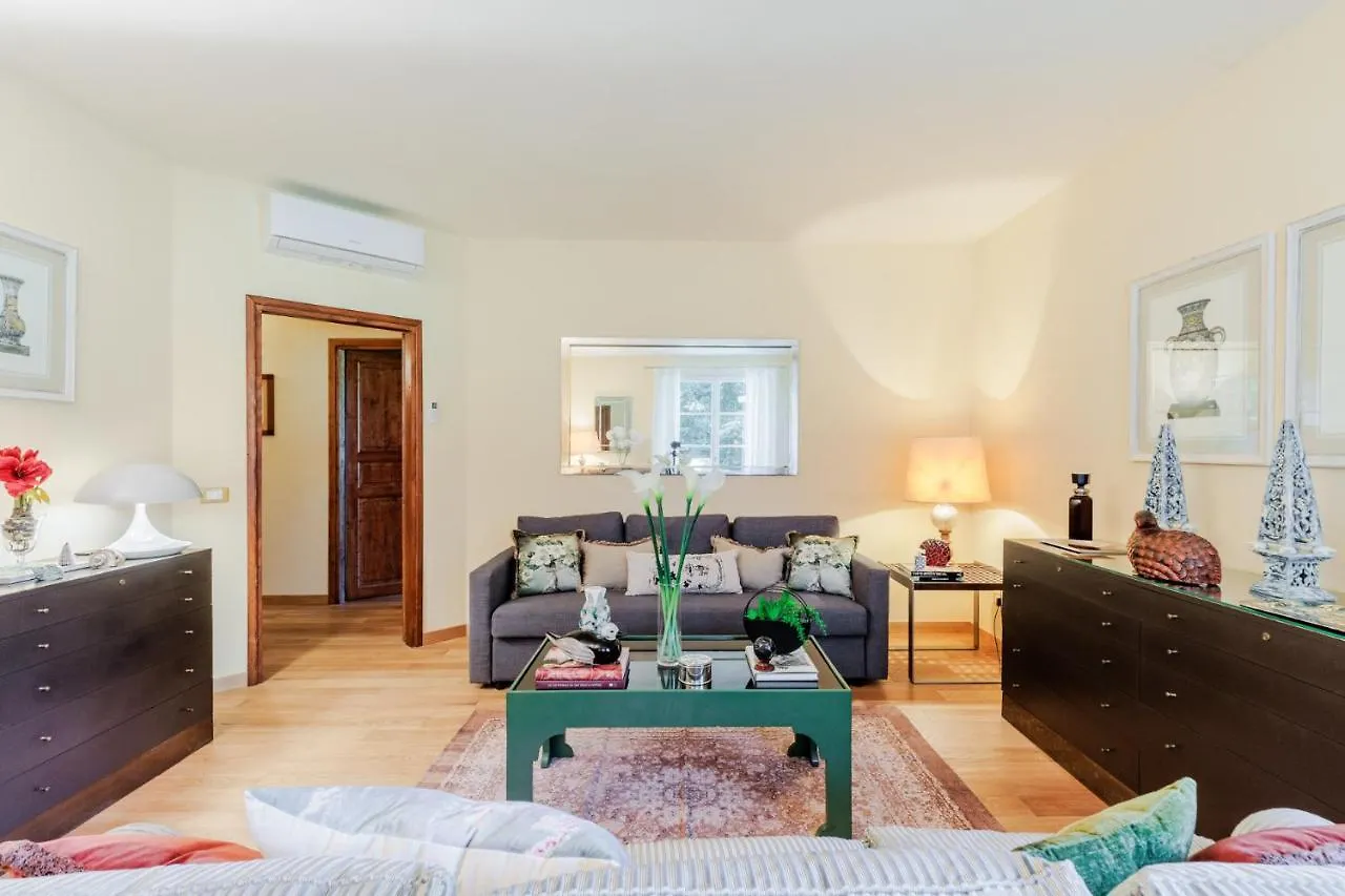 Villa Bassotta, A Charming Cottage Lucca