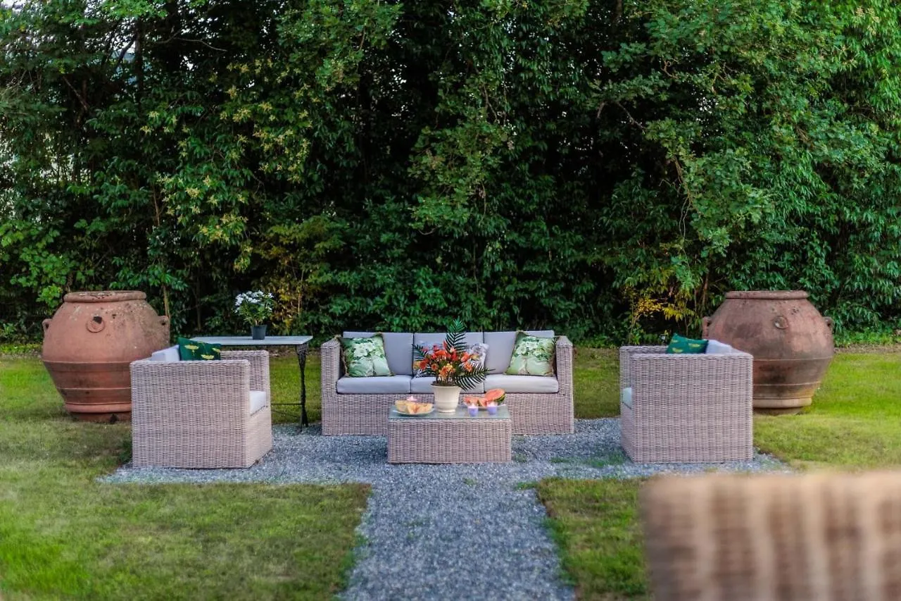 Villa Bassotta, A Charming Cottage Lucca