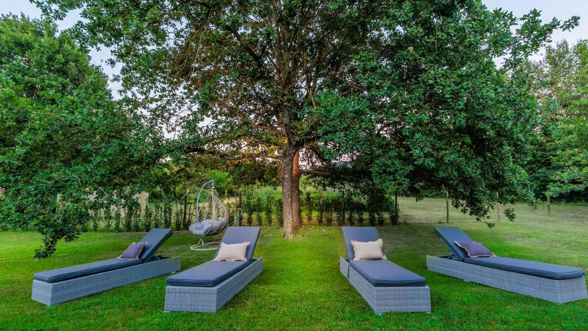 Villa Bassotta, A Charming Cottage Lucca 0*,