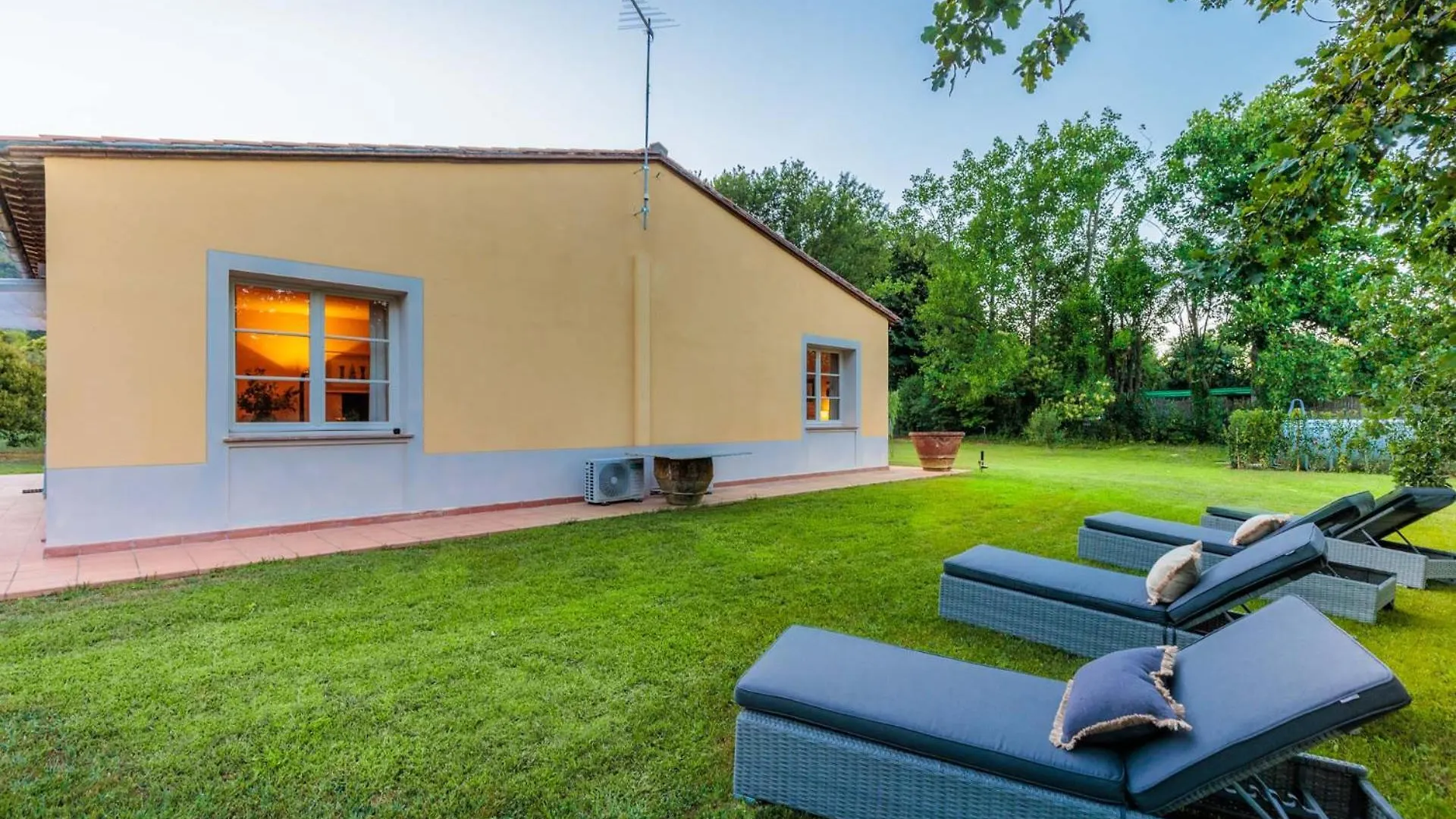 Villa Bassotta, A Charming Cottage Lucca